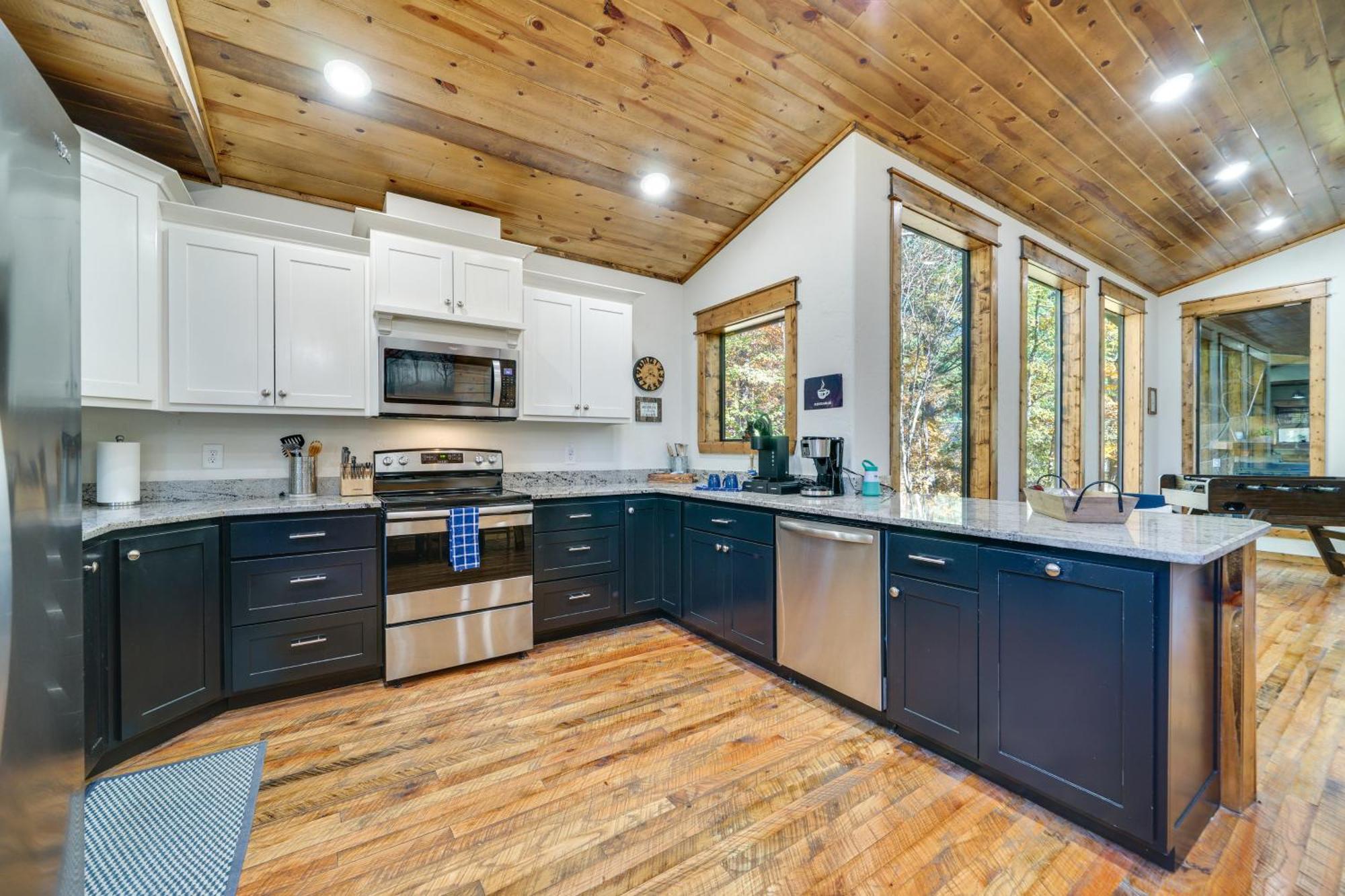 Broken Bow Family Cabin With Fireplace And Hot Tub! エクステリア 写真
