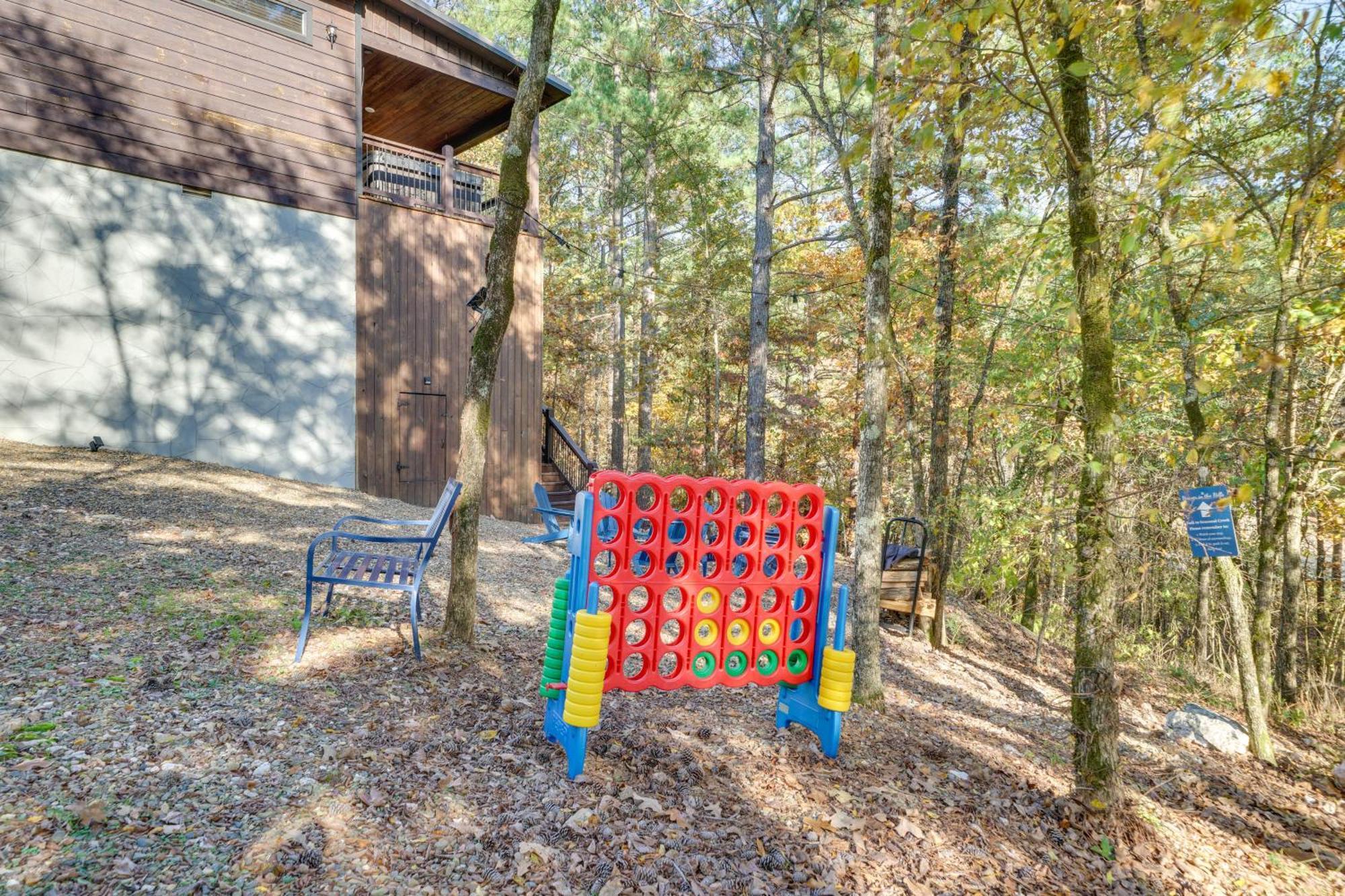 Broken Bow Family Cabin With Fireplace And Hot Tub! エクステリア 写真