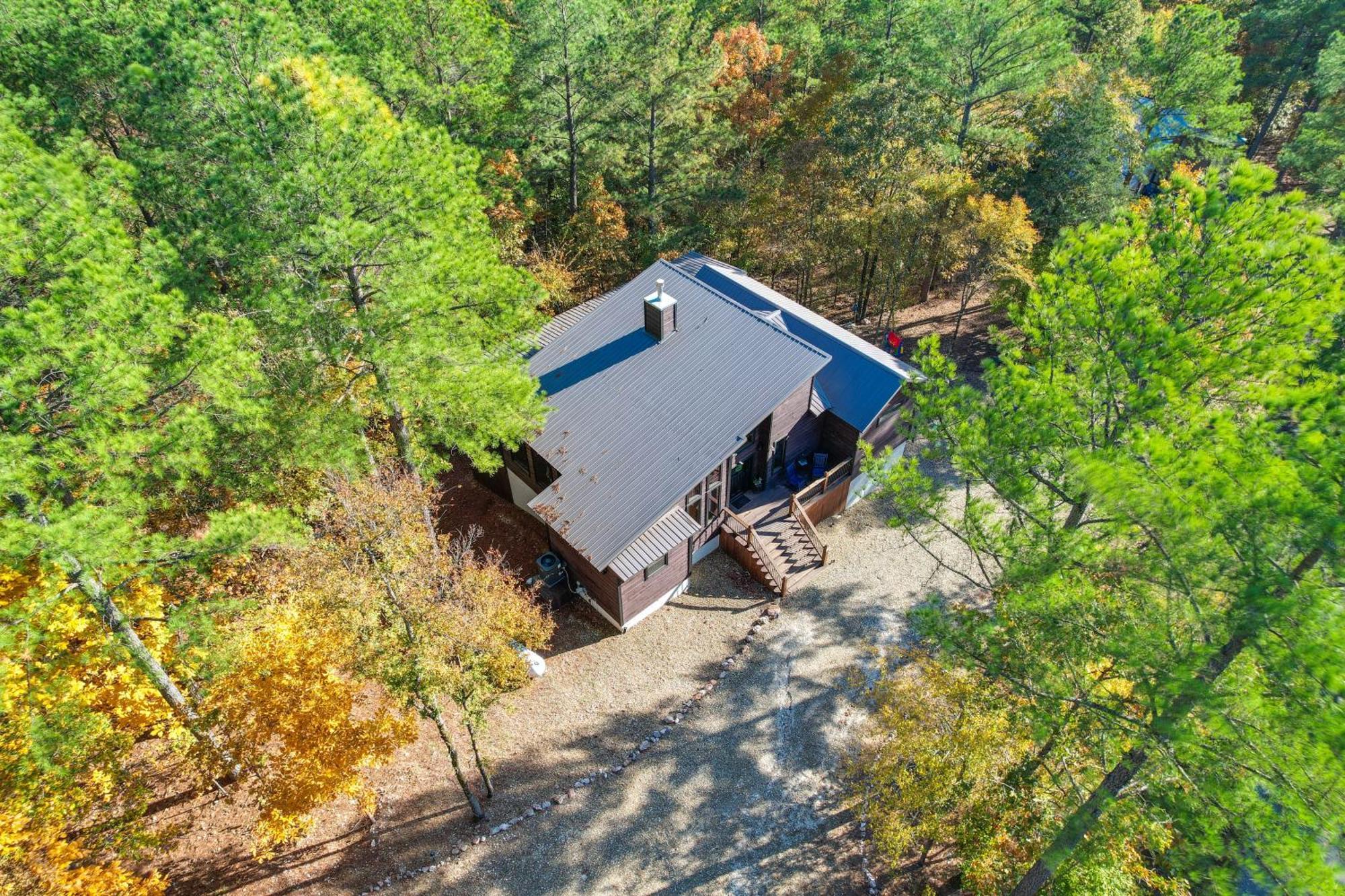 Broken Bow Family Cabin With Fireplace And Hot Tub! エクステリア 写真
