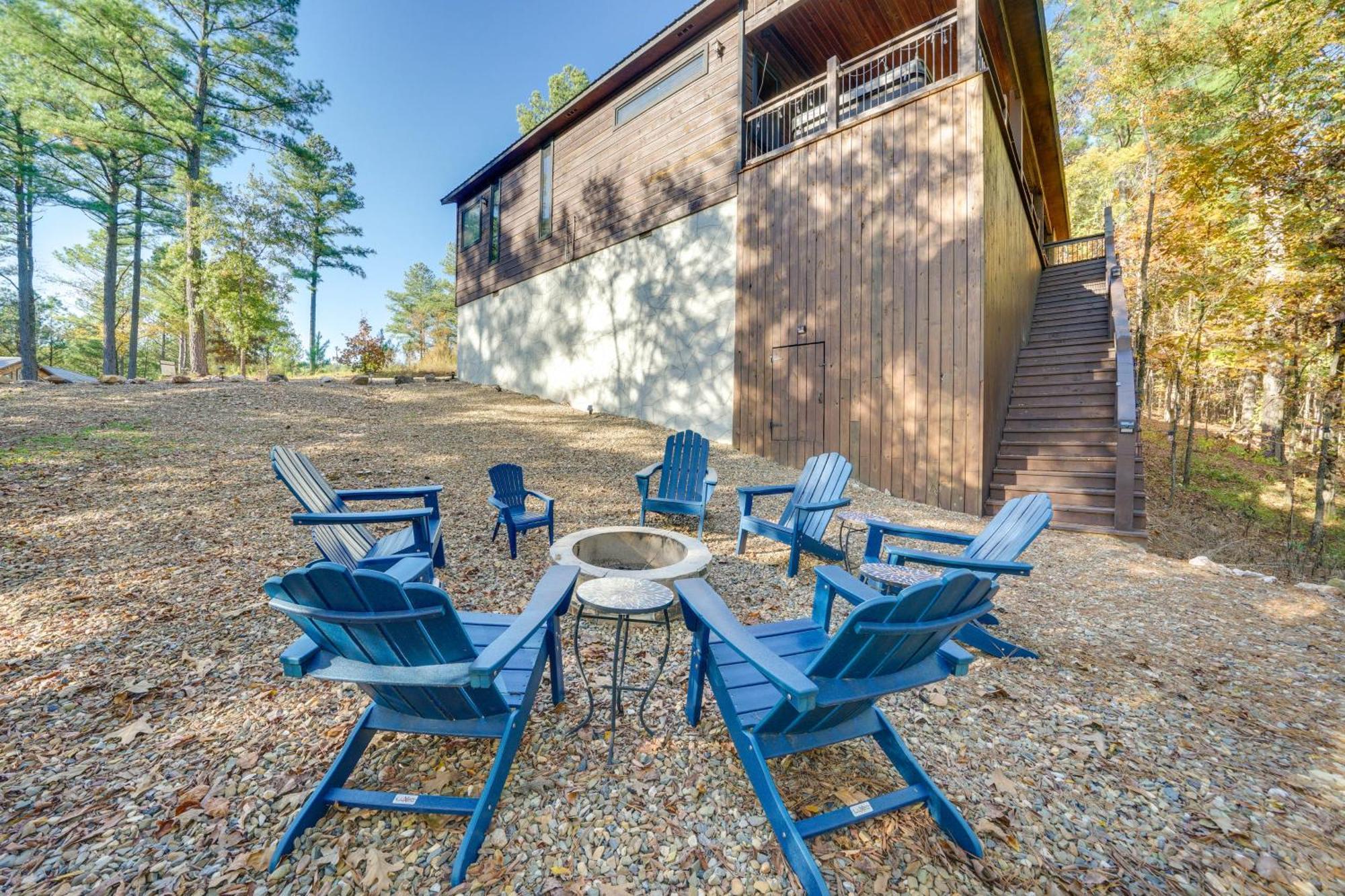Broken Bow Family Cabin With Fireplace And Hot Tub! エクステリア 写真